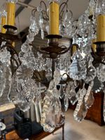 Un lustre à pampilles de cristal et laiton à 10 bras de lumi… (photo 2)