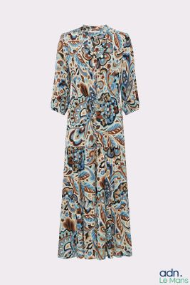 une image représentant une robe à motifs floraux
