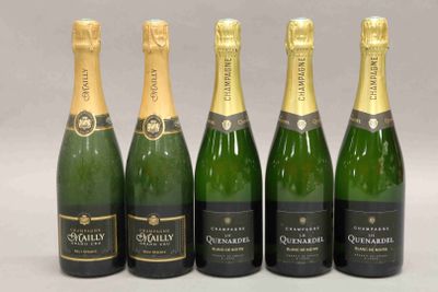 six bouteilles de champagne sont alignées
