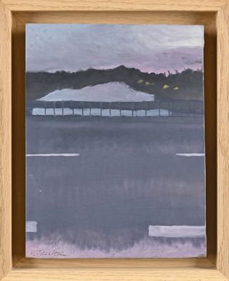 l'image d'une peinture représentant un pont au-dessus d'une étendue d'eau