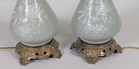 Paire d'anciennes lampes à pétrole en porcelaine céladon à d… (photo 3)