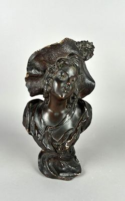 VAN HASSELT & Cie Sculpture, buste féminin en plâtre