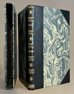 un livre noir et doré, ouvert sur une illustration