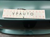 a sticker on the back of a car that says vauto