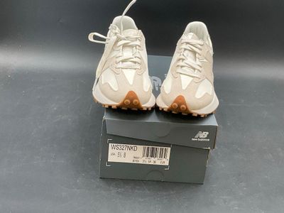 nike air max 90 white / light bone / light bone size 9 5