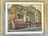 tableau représentant une scène de rue avec des bâtiments et une femme marchant dans la rue