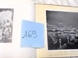 une photo d'un livre sur lequel figure l'image d'une ville
