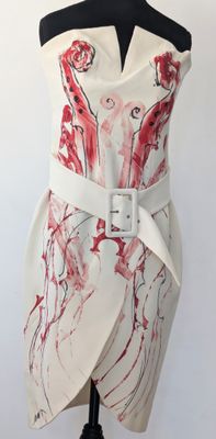 une image d'une robe sur un mannequin