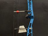the bow is blue and has a red arrow on it
