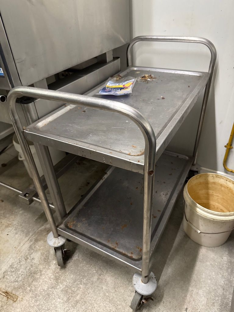 Chariot inox roulant