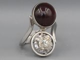 bague en argent sterling sertie d'une grenatite et d'une topaze blanche