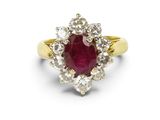 Bague ovale en rubis et diamants