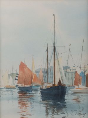 many boats that are in the water near each other