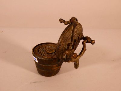 Pile de poids en bronze dite de "Nuremberg". - Photo 1