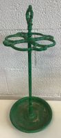 Porte-parapluie / porte-canne ancien en fonte peint en vert,… (photo 2)