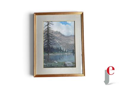 une photo d'un tableau accroché au mur