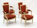 paire de fauteuils de style louis xvi