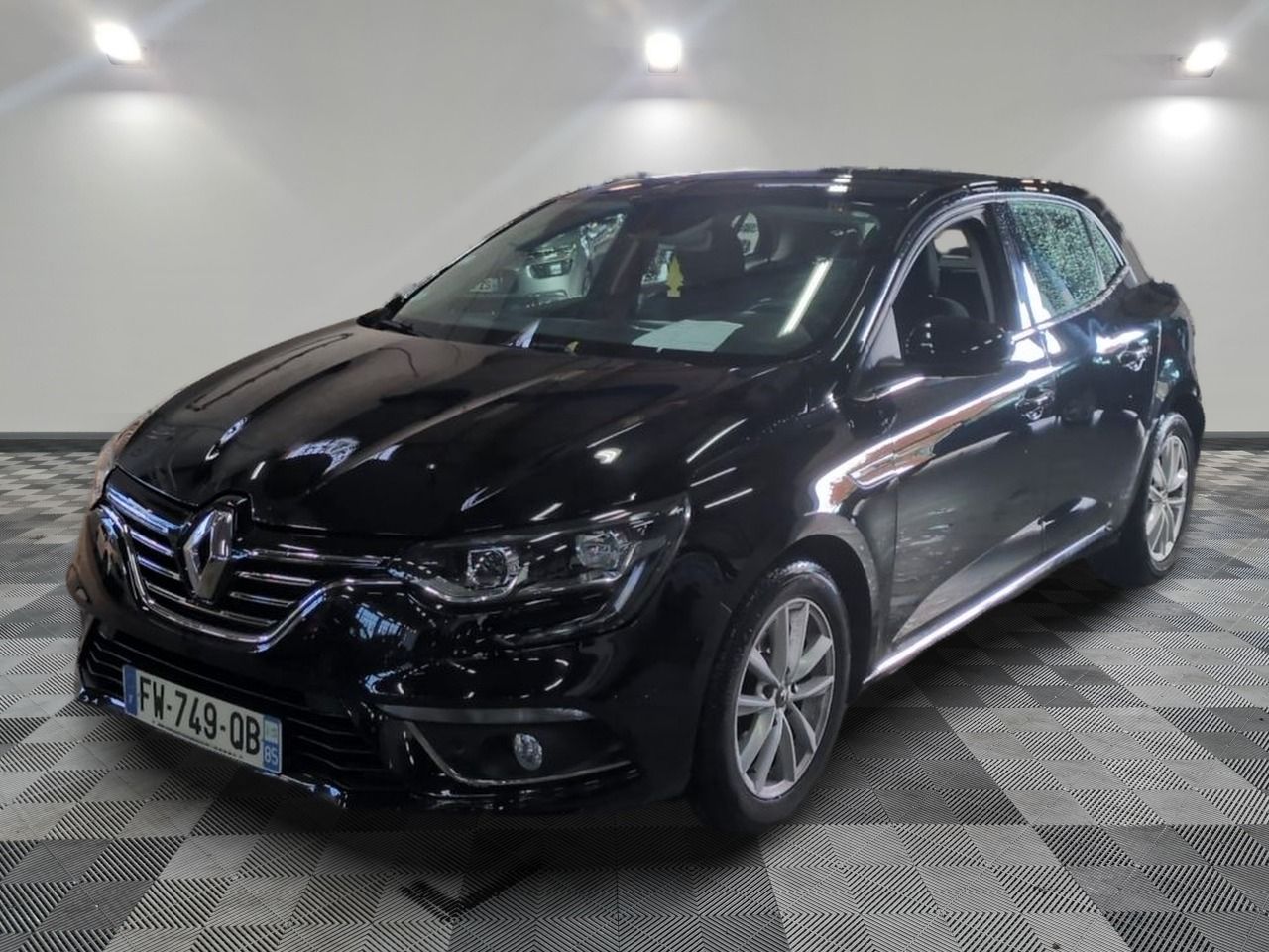 RENAULT - MÉGANE IV BERLINE BLUE DCI 115 INTENS - GO - Mise …
