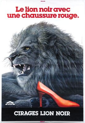 affiche représentant un lion avec une chaussure rouge à la patte