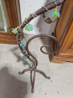 Lampadaire en fer forgé à patine brune à décor de contre-cou… (photo 4)