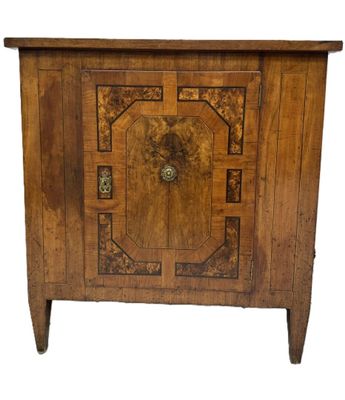 Buffet à hauteur d'appui, en placage de ronce de noyer et bo… - Photo 1