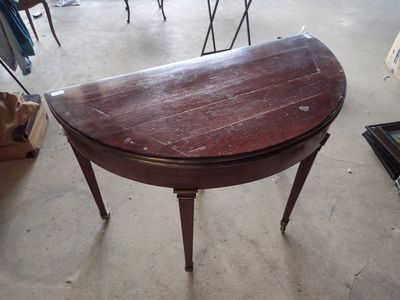 Table à jeu en acajou et placage d'acajou à plateau circulai…