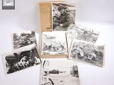 plusieurs photos en noir et blanc d'un homme en uniforme militaire assis devant une pile de livres