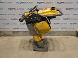 an image of a machine that is sitting on a stand