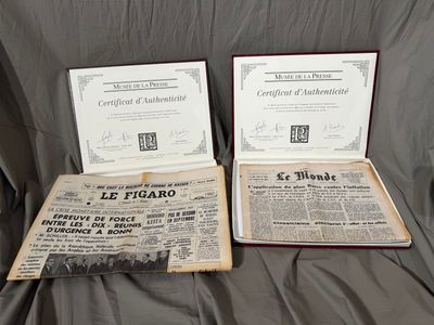 Lot de 2 journaux "Musée de la Presse" avec certificats d'au…