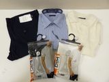 trois chemises pour homme et un pantalon pour homme
