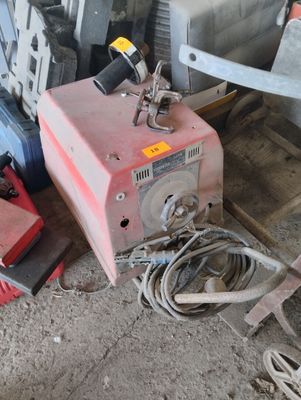 an image of a machine that is sitting on the ground