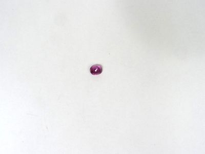 Rubis ovale 0.60 ct certificat service public CCI Paris