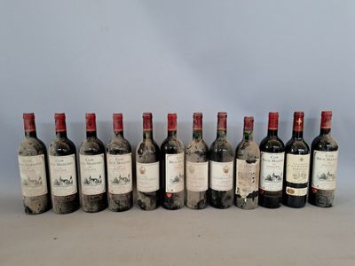 BORDEAUX - Ensemble de 12 bouteilles composé de : 7 bouteill…