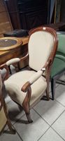Important lot de fauteuils et chaises dont : 2 cabriolets de… (photo 4)