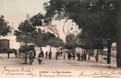 CPA : Cognac   La Place Beaulieu - Photo 1
