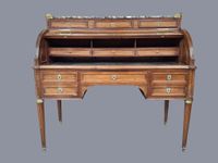 Bureau à cylindre en acajou et placage d'acajou. (photo 2)