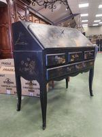 Bureau de pente en bois noirci et verni européen à décor noi… (photo 3)