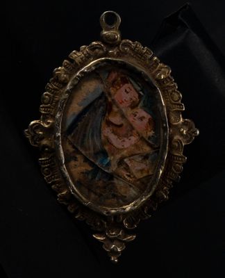Reliquaire italien représentant la Vierge à l'enfant et sain…
