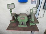 a machine that is sitting on a table in a room