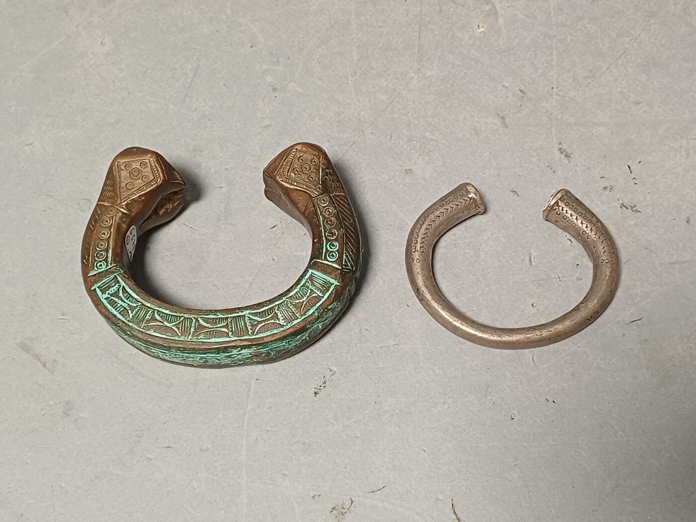 Objets d'art & Curiosités
