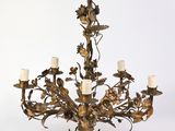 une image représentant un lustre à cinq branches et cinq lumières