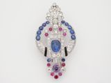 une broche en diamants, saphirs et rubis