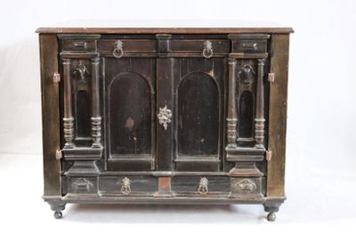 Cabinet Anversois de voyage en ébène en bois noirci ouvrant …