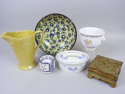 a lot of items that are sitting on a table