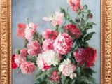 une peinture à l'huile représentant un vase de fleurs sur fond bleu