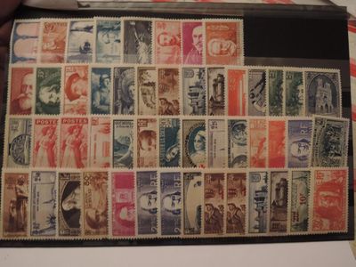 Timbres France ** - Lot DE 49 TP Semi Modernes N°263/4…
