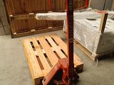 a pallet that is sitting on a pallet in a warehouse