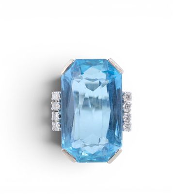 an aquamarinee and diamond ring, by van cleef