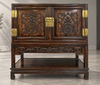 CHINE - Fin XIXe siècle. Cabinet en trois parties en bois ou…