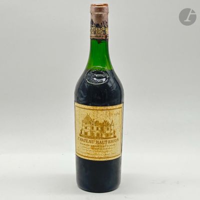 1 B CHÂTEAU HAUT-BRION (4,5 cm ; e.t.h. à e.l.a; c.s.), GCC1 Graves, 1
